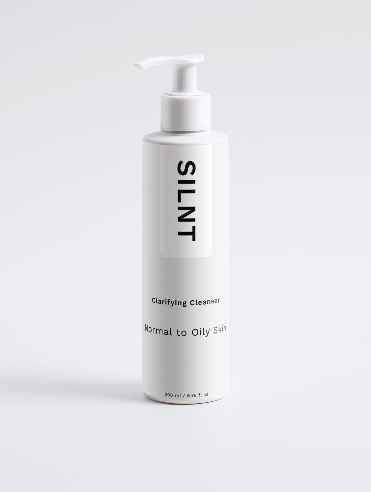 SILNT Clarifying Cleanser 200 ml pump bottle on a light grey background